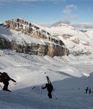 DOLOMITI SPRING DAYS Ski Sonne Sensationpreise , Saisonende einem Skitag geschenkt